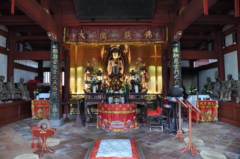 foto_20101109_1454_03.jpg - [de]Und ein besonders prachtvoller Altar.[en]A very nice altar.