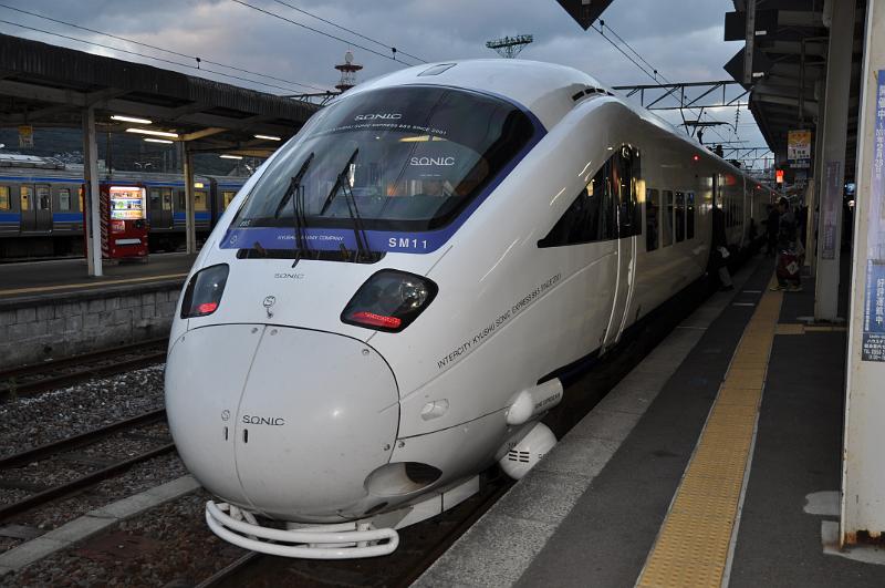 foto_20101109_1715_01.jpg - [de]Weiterfahrt mit dem Sonic Express.[en]We're continuing our journey with the Sonic Express.