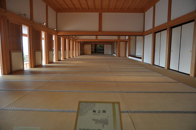 foto_20101111_1248_02.jpg - [de]Grosser Empfangsraum im Dienstgebäude.[en]Large reception room in the service building.