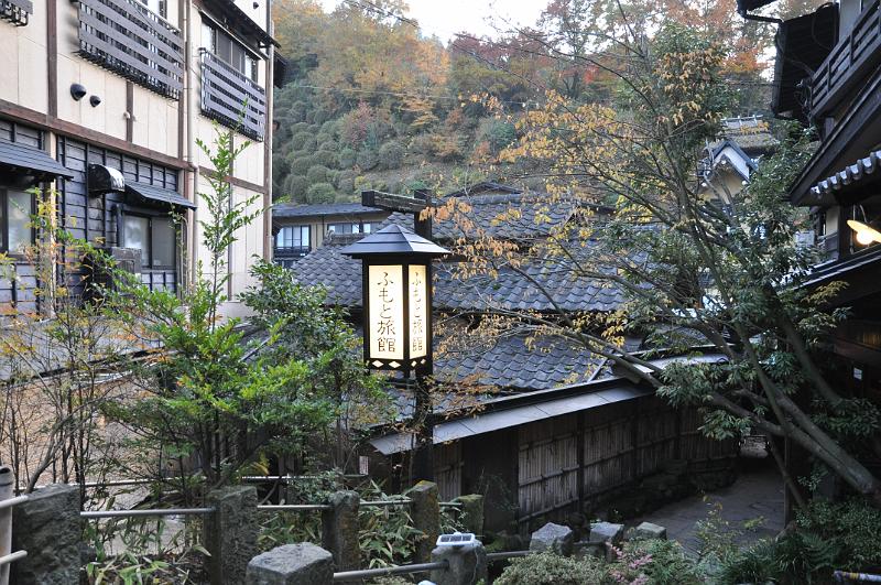 foto_20101112_1634_04.jpg - [de]Und alles ist so herrlich schön angelegt.[en]Everything in Kurokawa is arranged with a lot of atmosphere.