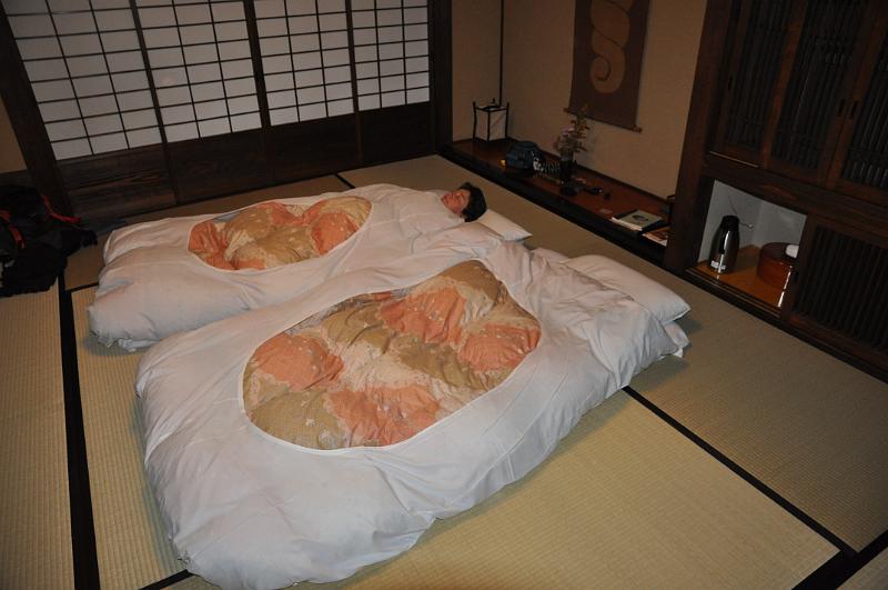 foto_20101113_0746_01.jpg - [de]Das war eine gemütliche Nacht.[en]This was a wonderful night.